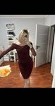 Siekanka z marki Boohoo z metką