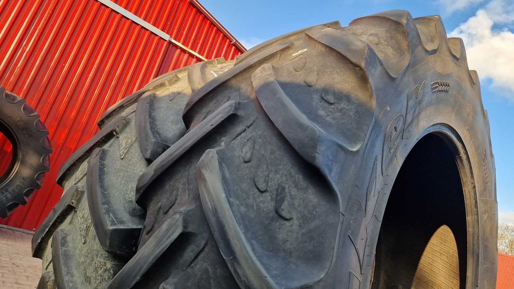 520/85r42 20.8r42 20.8-42 Michelin Kleber 50% bieżnik