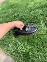 Туфлі мешти лофери натуральна шкіра жіночі взуття балетки чорні низькі
