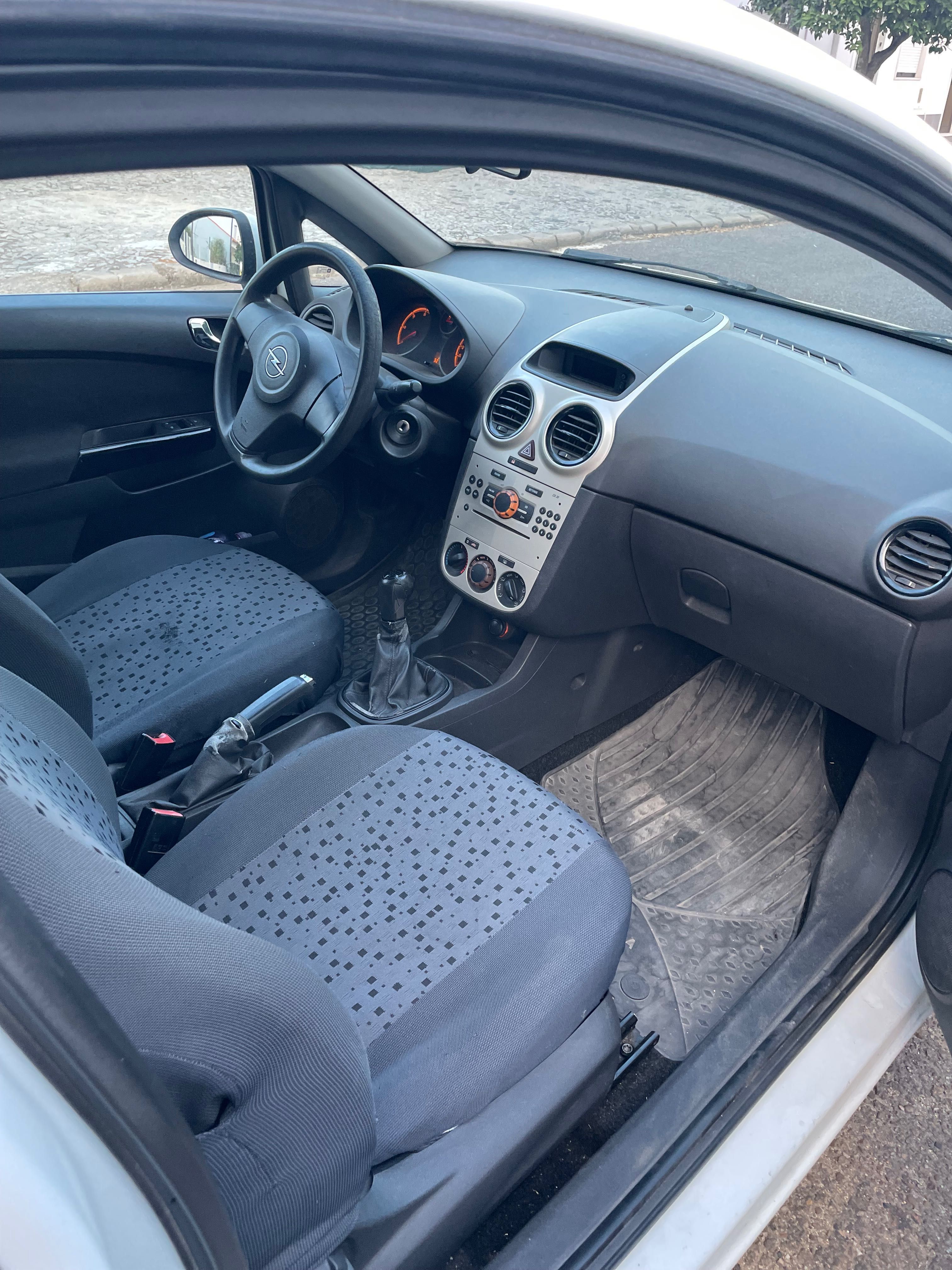 Carro Opel corsa