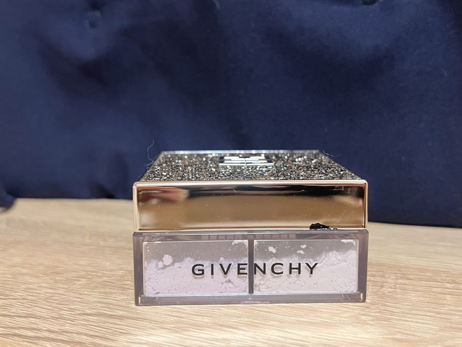 Лімітована пудра від GIVENCHY оригінал