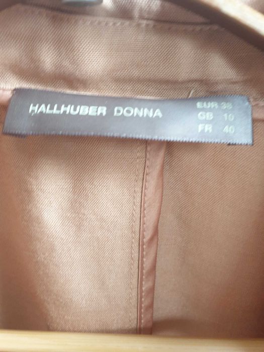 Beżowa lniana narzutka marynarka Hallhuber 38