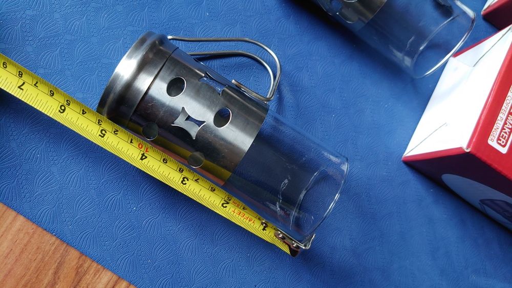 Zestaw 4 szklanek do Herbaty lub kawy z koszyczki