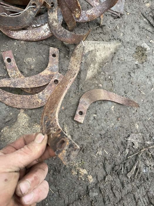 Продаю 25 ножів для фрезу мотоблок