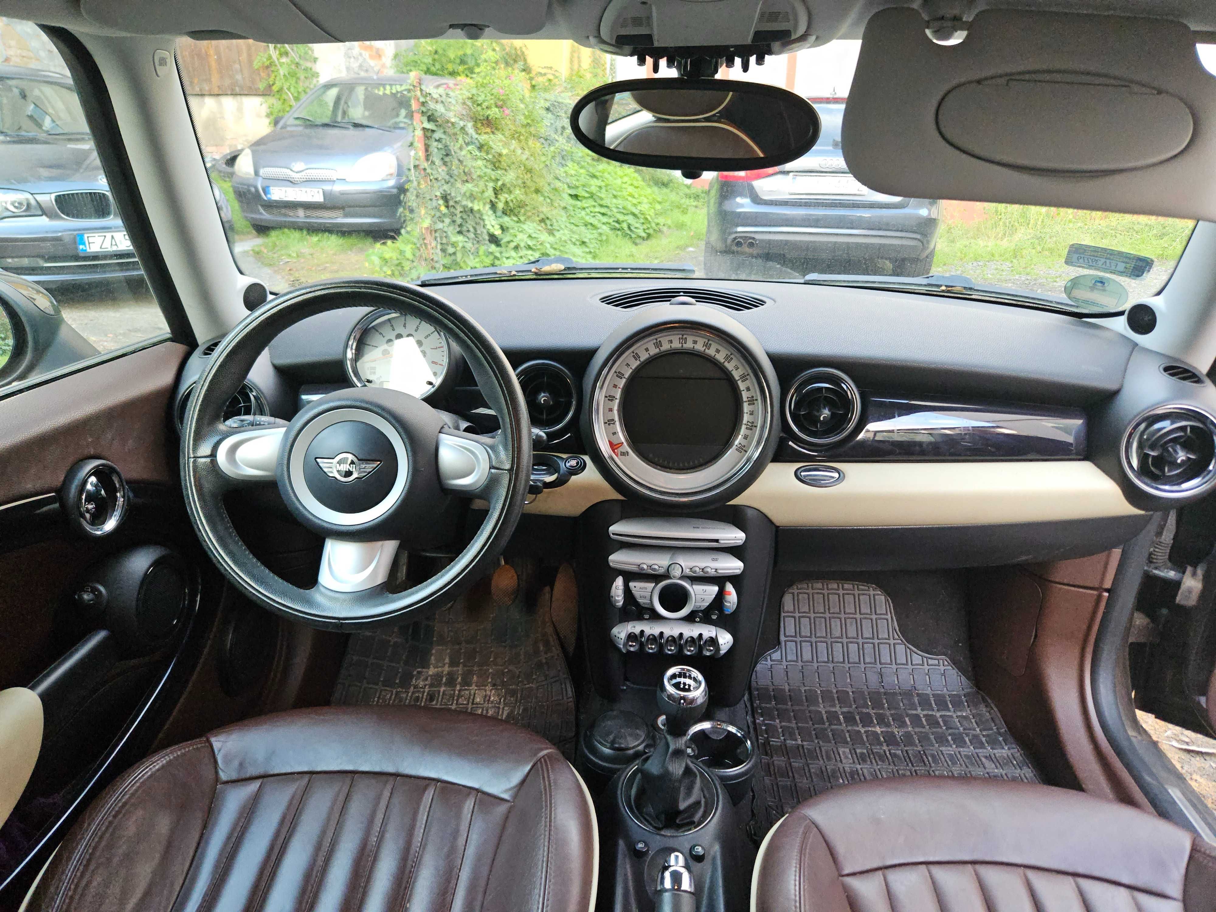 Mini Cooper Clubman 1.6 benzyna