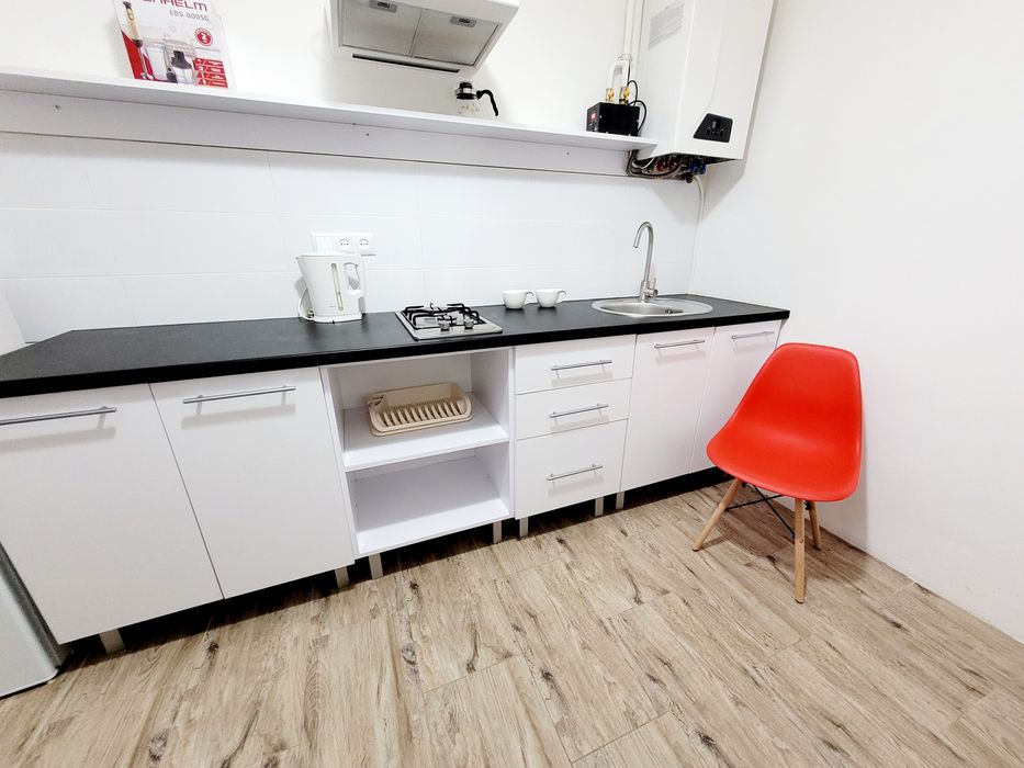 Подобово в. Перова, поруч ЖД, Городоцька, Шевченка, центр.