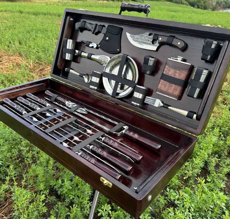 Набір шампурів в деревяному кейсі / набор шампуров/подарунок чоловіку.