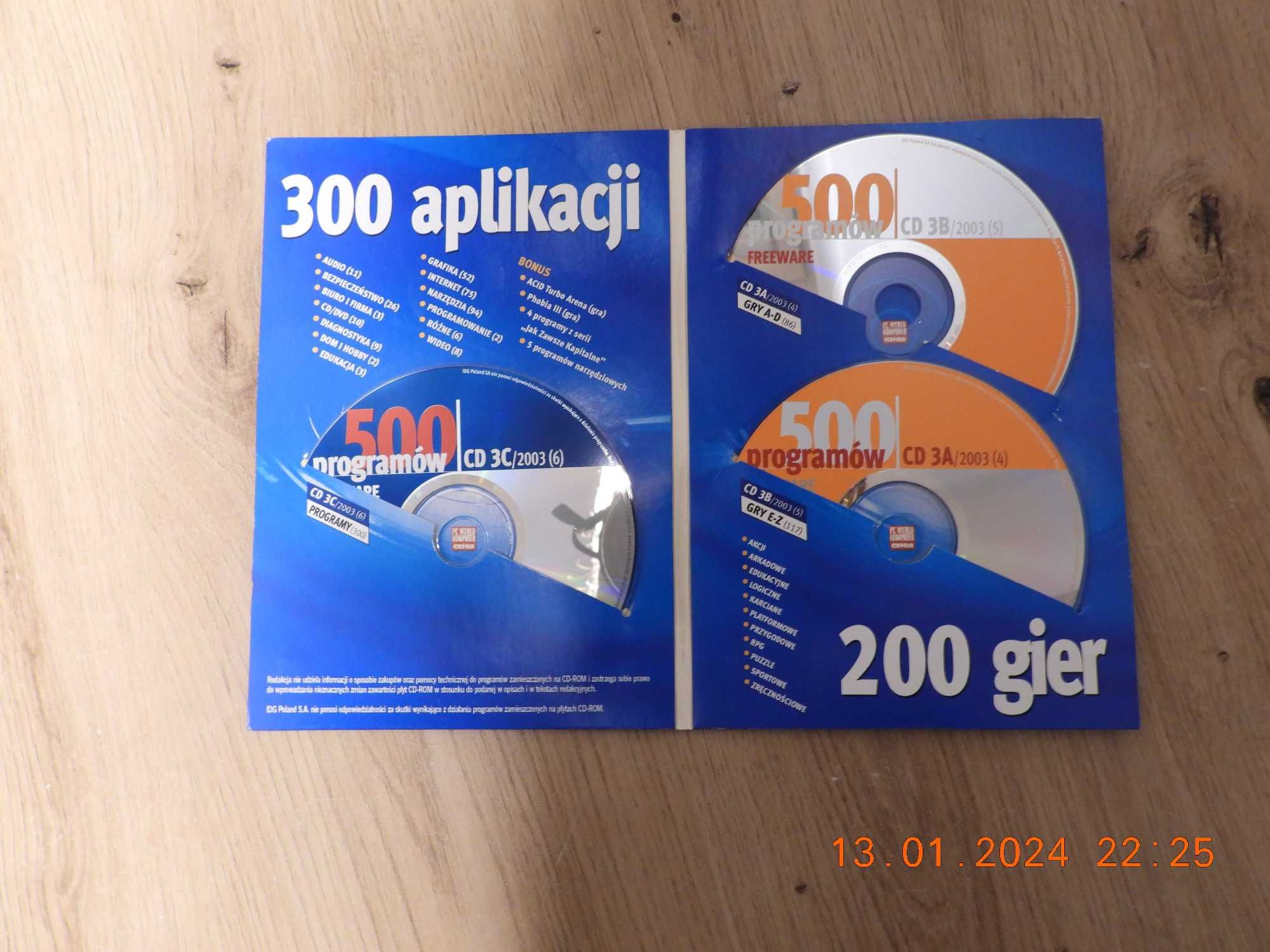 PC World Komputer EXTRA:  200 gier + 300 programów   3 CD