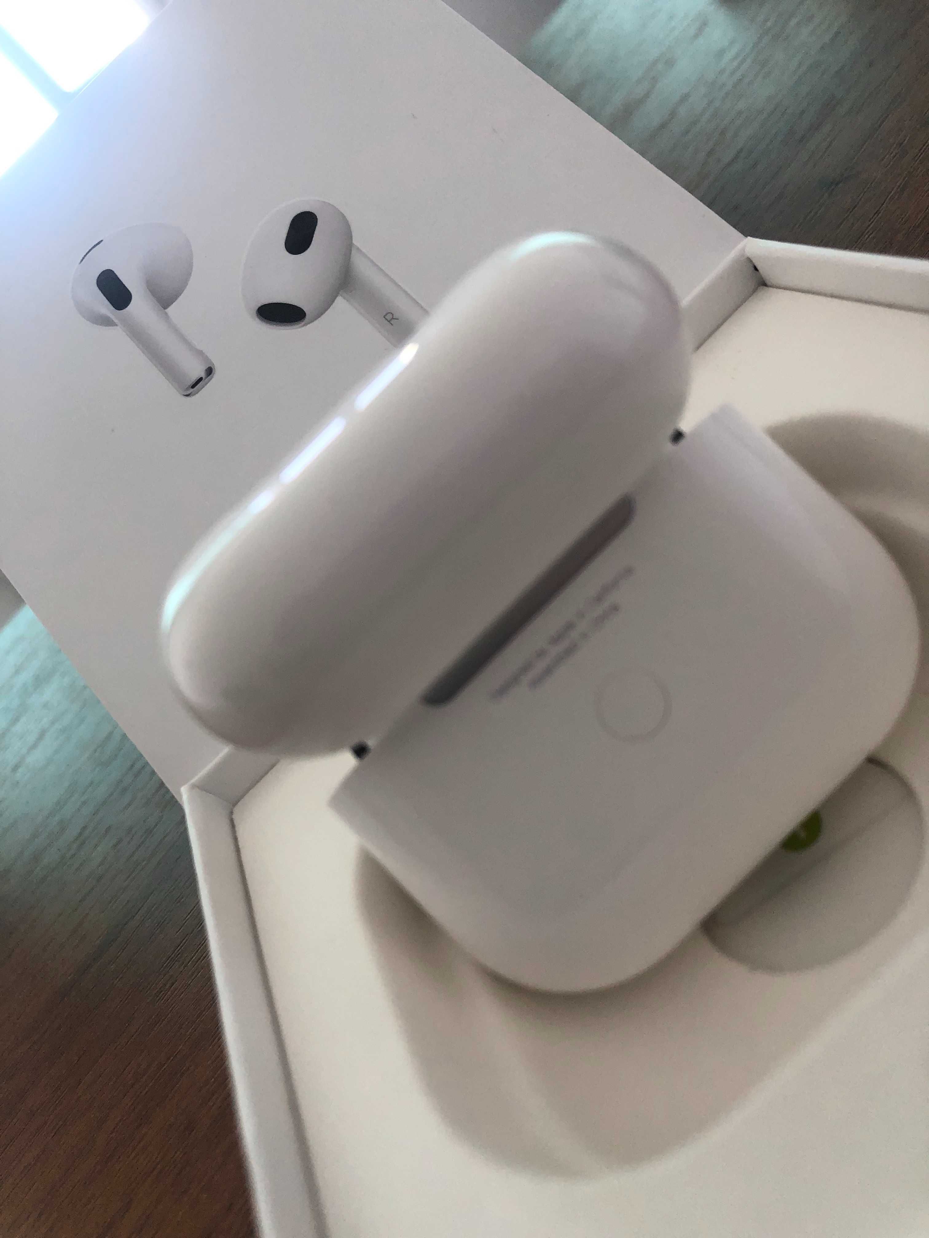 Навушники AirPods 3 1:1 + чохол у подарунок