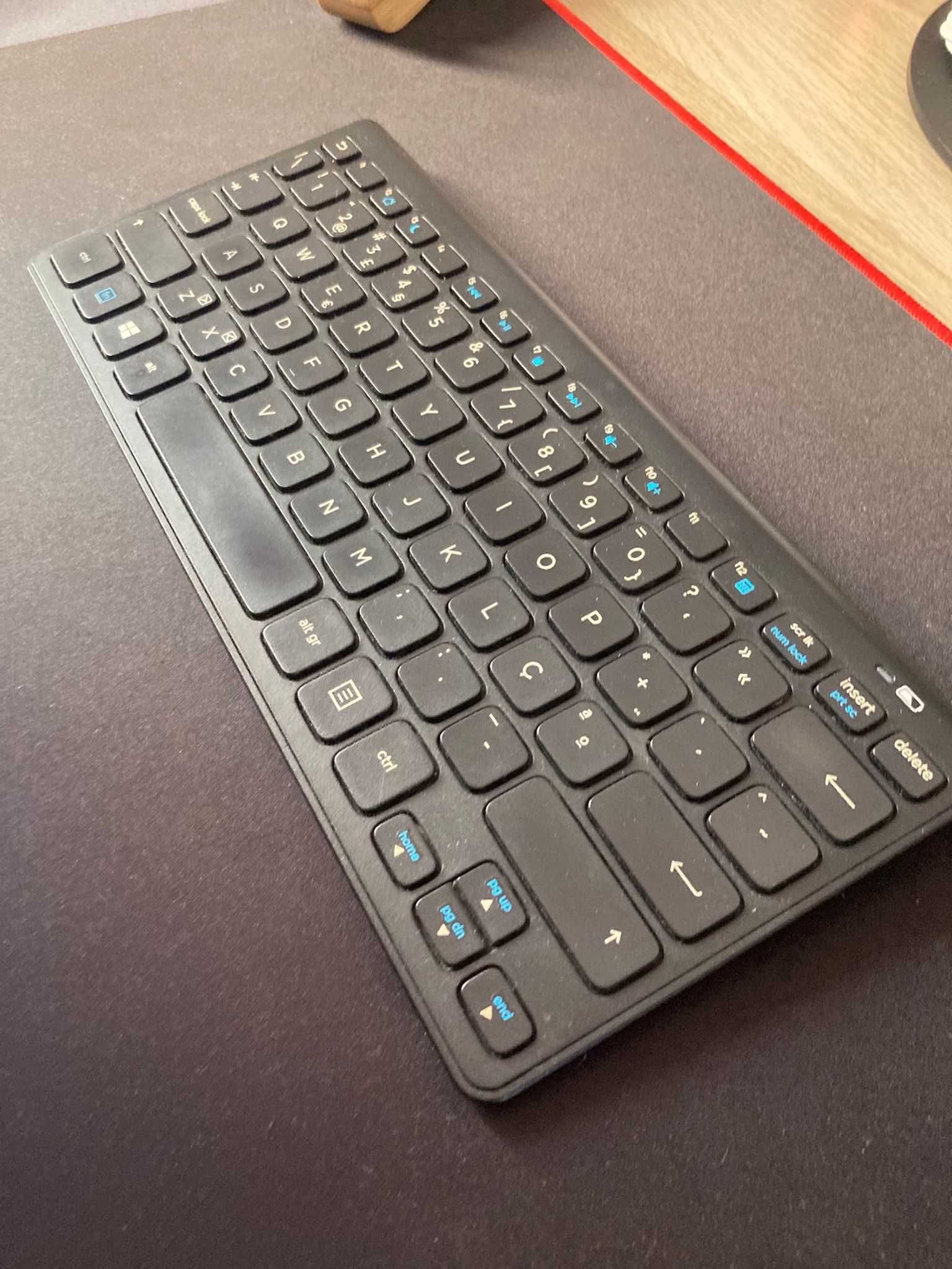 Teclado portátil HP sem fio Bluetooth