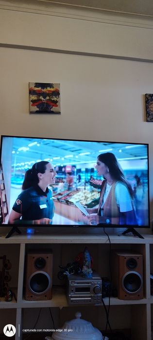 Vendo smart TV 50p com pequena falha no ecra