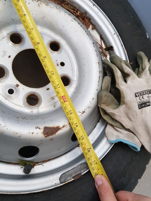 Opona Barum Polaris 205/60 R16 felga