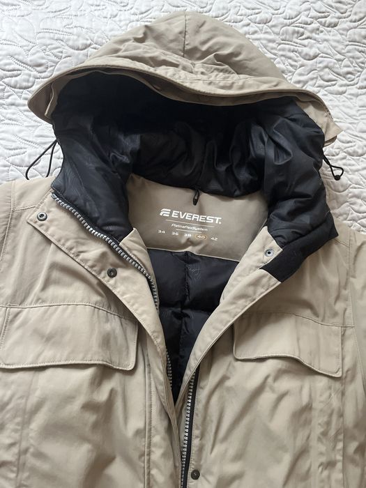 Унісекс пуховик Everest 40 розміру