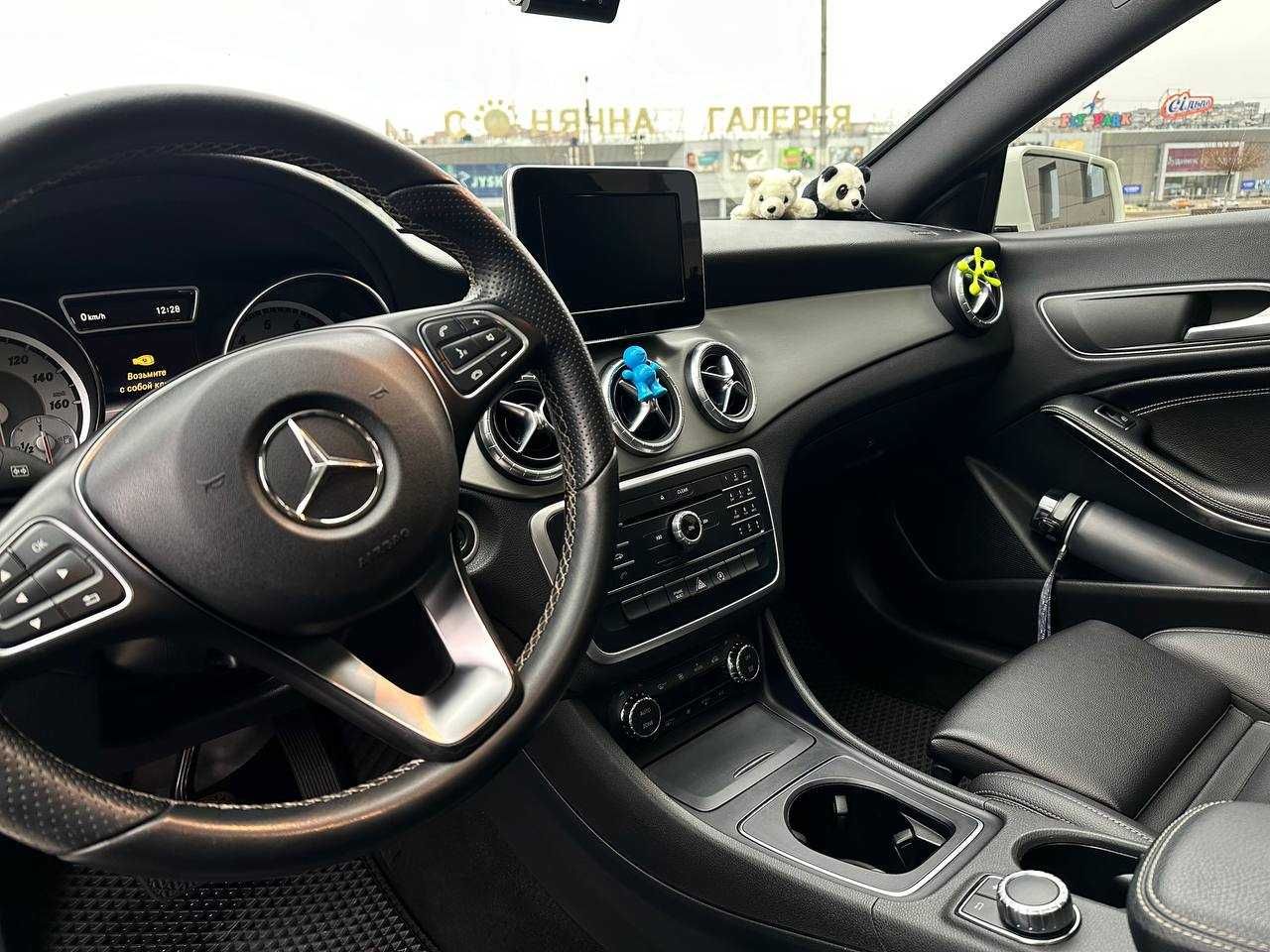 Mercedes Benz CLA 250 2,0 бензин АКПП 2016р. (Перший внесок від 20%)
