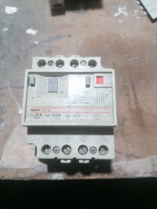 Quadro elétrico bombas furos depósitos