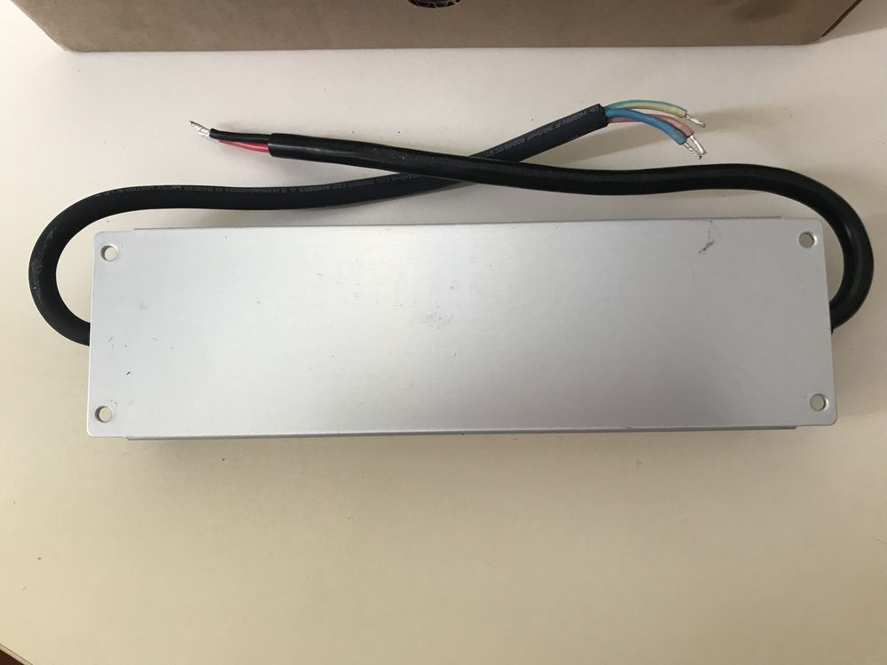Блок питания Mean Well 200W 16A 12V IP67 ELG-200-12-3Y корпус метал