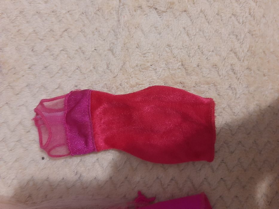 Lalka Barbie z dodatkiem