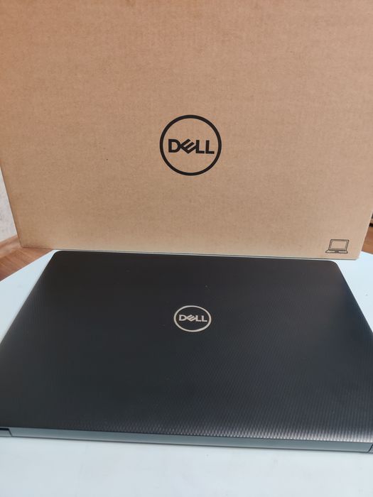 Ноутбук 15.6" Dell Inspiron 3582
