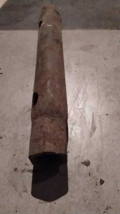 Ключ на грузовик для колеса  газ52, 53, зил