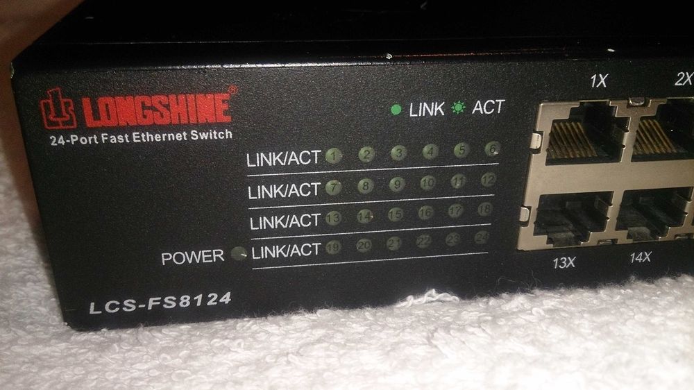 24 portas fast internet switich (longshine lcs-fs8124)