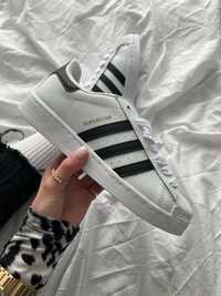 Жіночі Adidas Superstar White Black кросівки