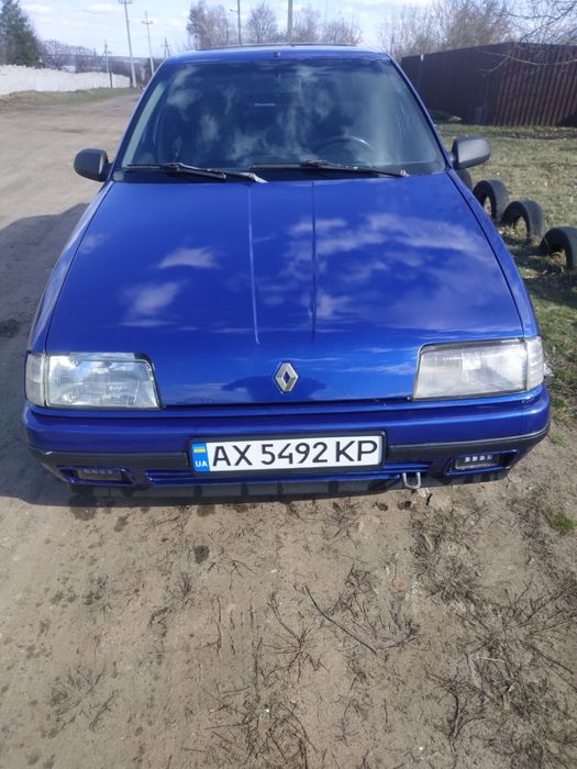 Продам гарне рено