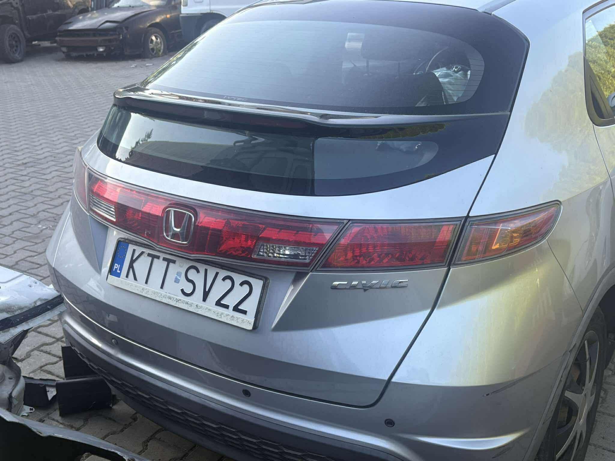 Honda civic 8 1.8 uszkodzony