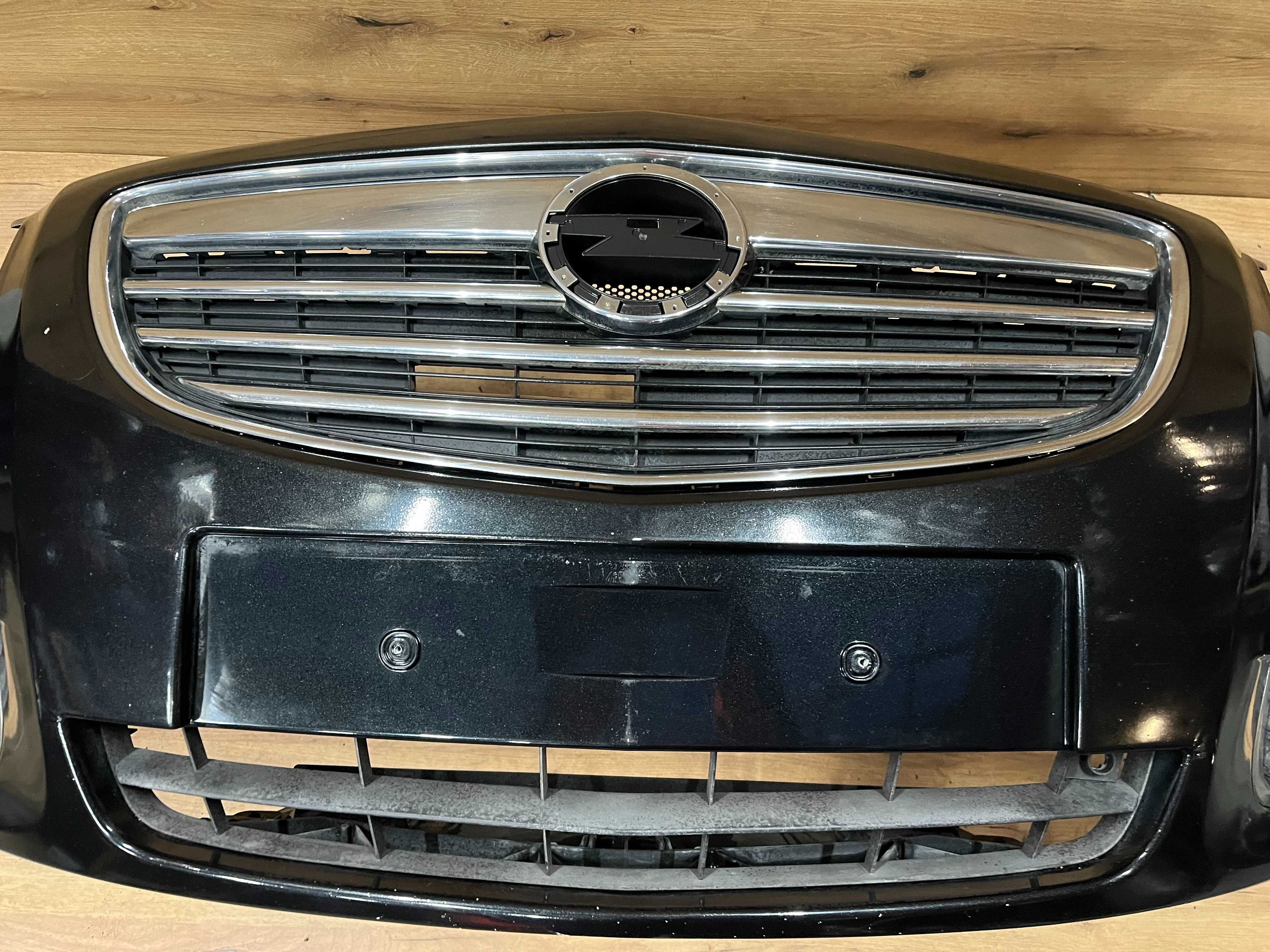 Zderzak przedni Opel Insignia kolor z22c