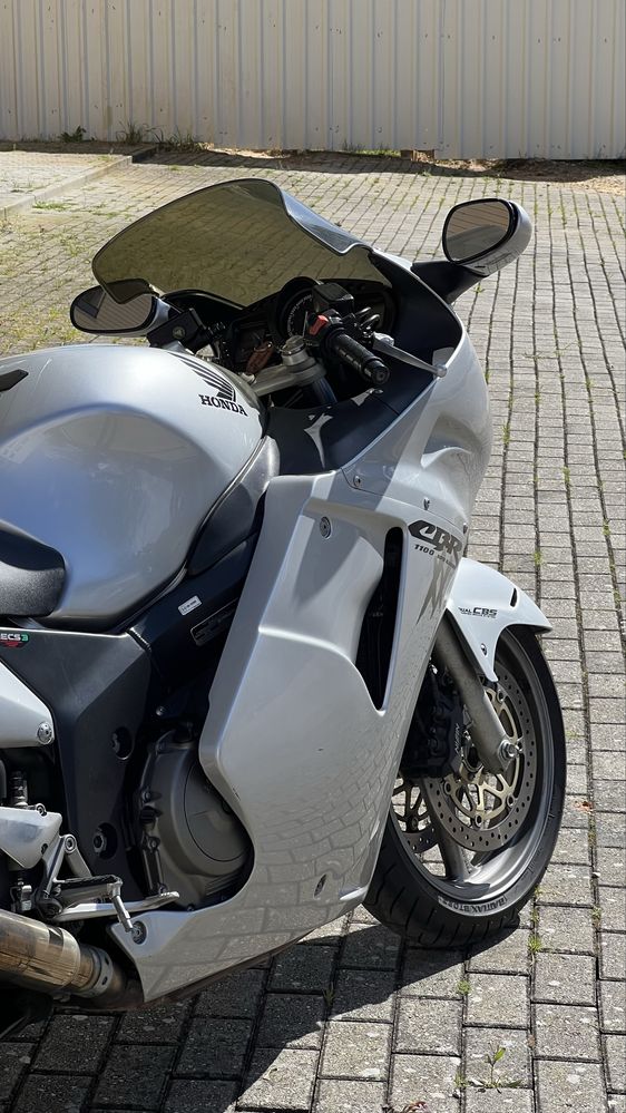 Honda cbr 1100 xx