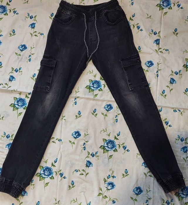 Чорні джінси AWIVGOSS .10-11 років