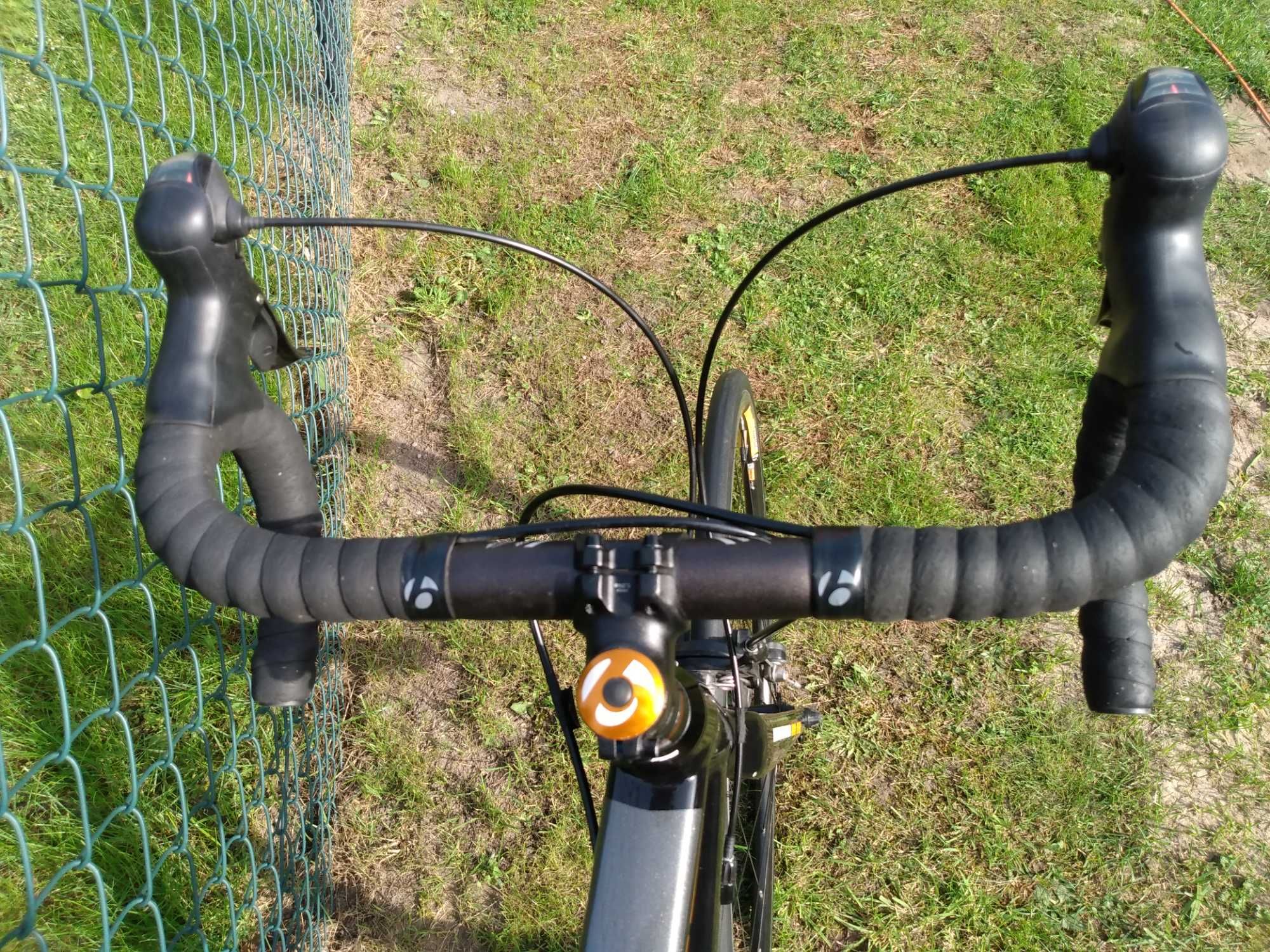 Rower szosa kolarka kolarzowka 1.2 trek alpha one series 56cm