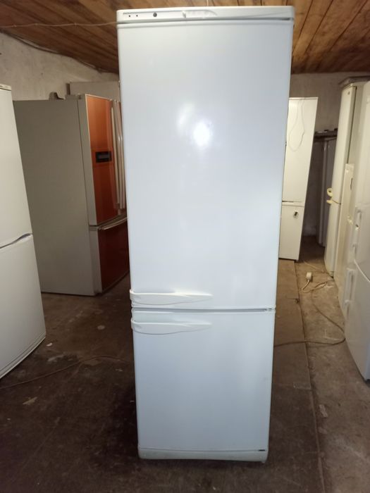 Холодильник 1,85м St1502 Гарантія. Доставка.