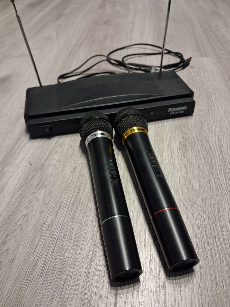Karaoke prosonic. 2 mikrofony plus stacja
