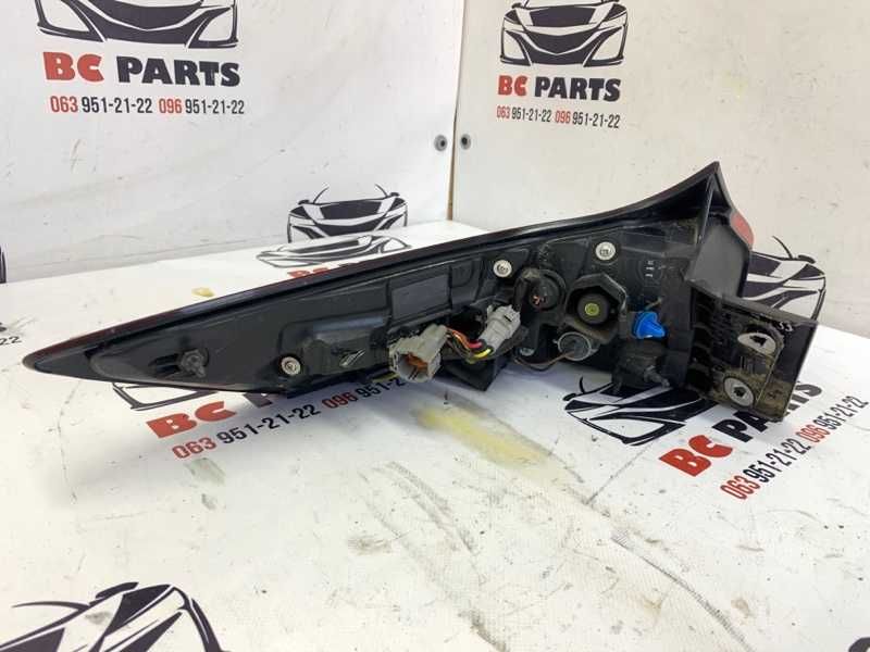 Фонарь задний правый наружный Nissan Rogue T33 2020+  265506RR0D