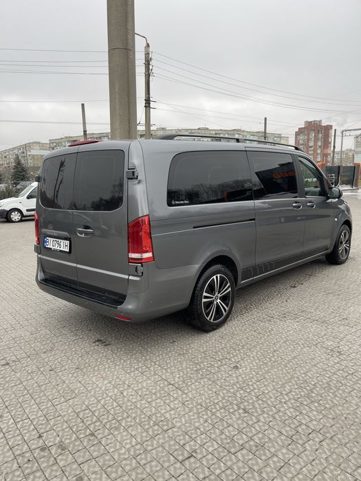 Mercedes Bito автомобіль