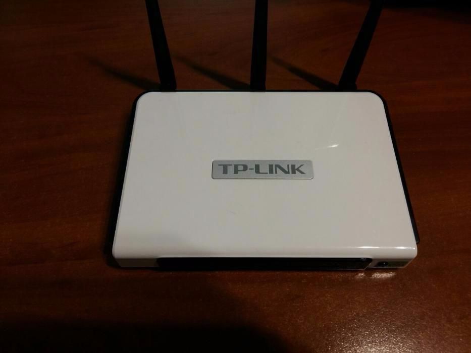 Продам Wi-Fi роутер TP-Link TL-WR941ND 300 Мбит/с (под два провайдера)