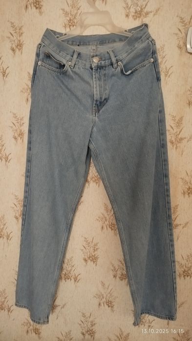 Джинси жіночі вживанні в гарному стані