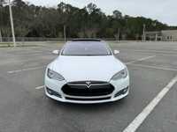 2014 Tesla Model S P85