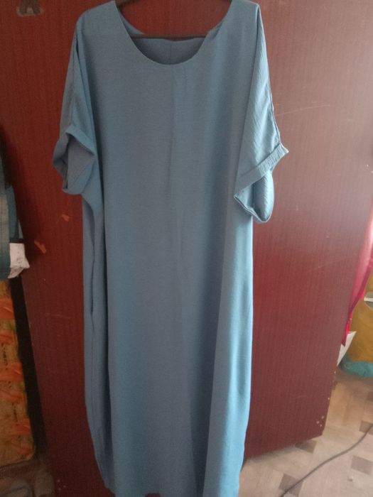 Продам плаття літнє нове