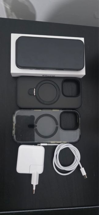 Phone 16 pro 256g