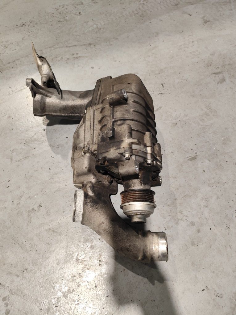 Turbocompressor.
