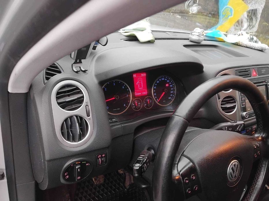 Volkswagen Tiguan 2.0 tdi