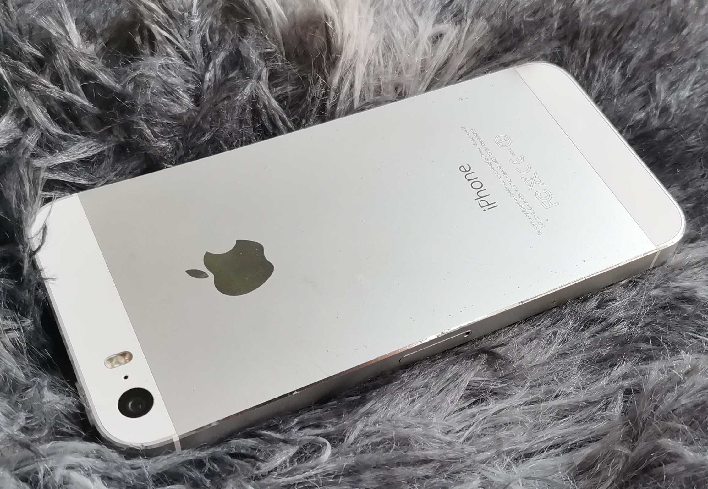 Iphone 5s model A1457 uszkodzony dotyk - blokada