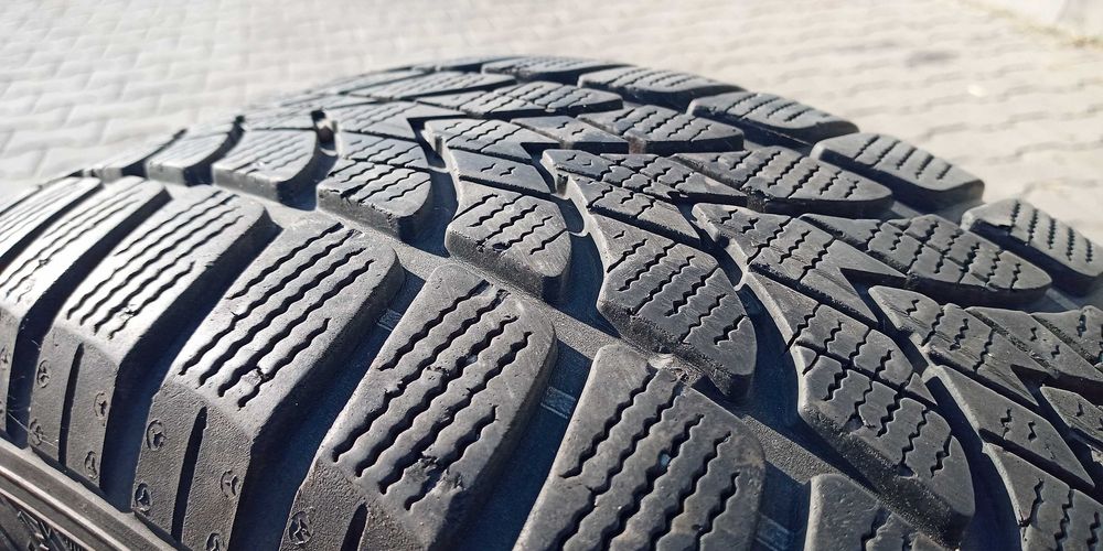 Komplet kół zimowych 205/55 R16 Golf 7 Dunlop SP Winter Sport