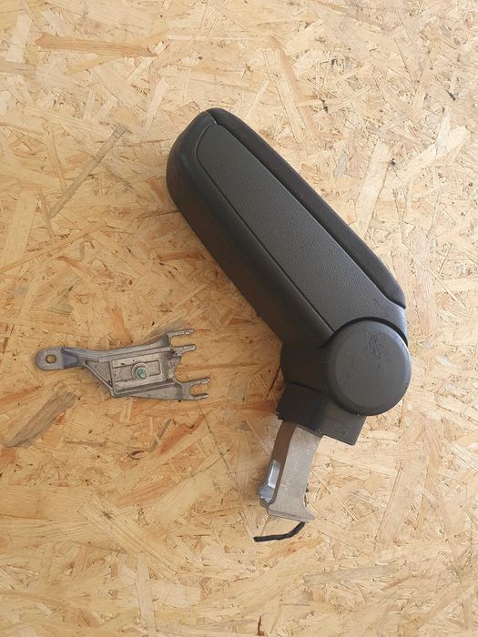 Podłokietnik Audi a4 b6 oryginalny