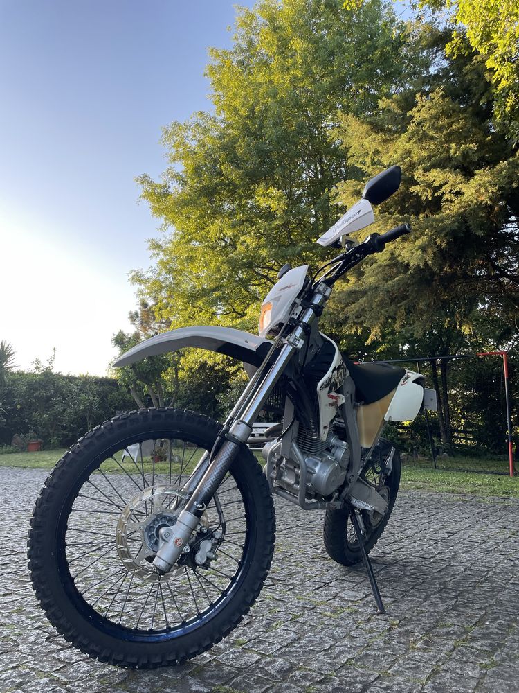 Mota Ajp Pr4 125 Enduro Pro