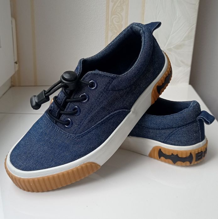 Кеди,кросівки Бетмен р.31  19.5 - см