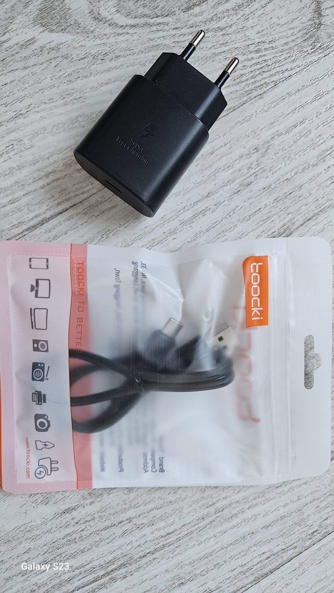 Ładowarka typ C + kabel USB na typ C