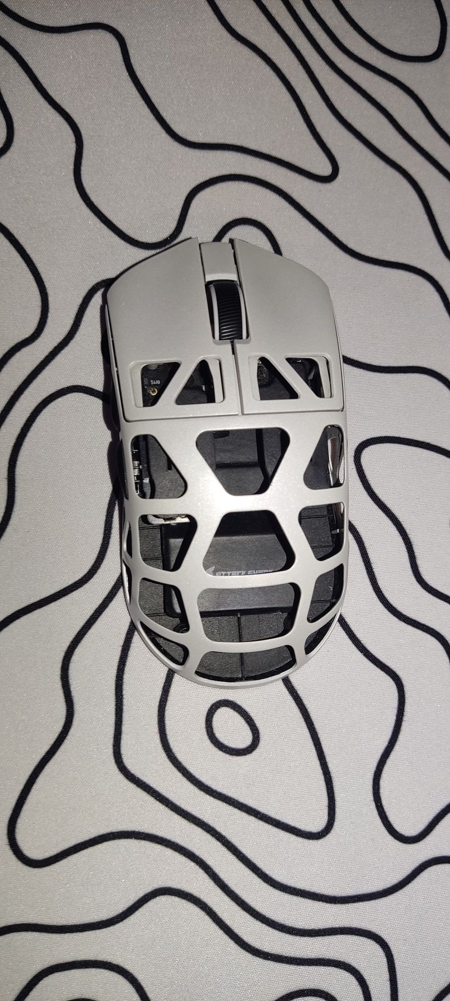 Миша Attack shark R3
