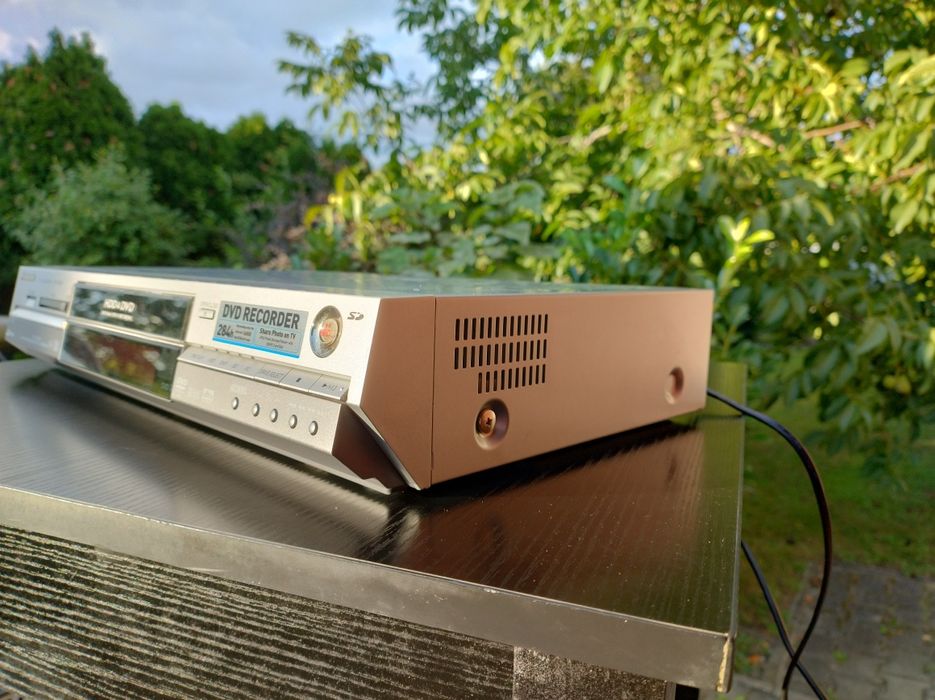Panasonic -  Nagrywarka DVD - DMR-E95H - HDD + pilot - zadbana